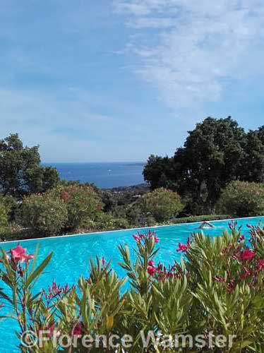 location-var-appartemment-vacance-accueil-004